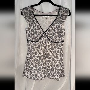 LOFT Black and White Floral Blouse